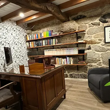 Casa Camu בית נופש Covelo (Pontevedra)