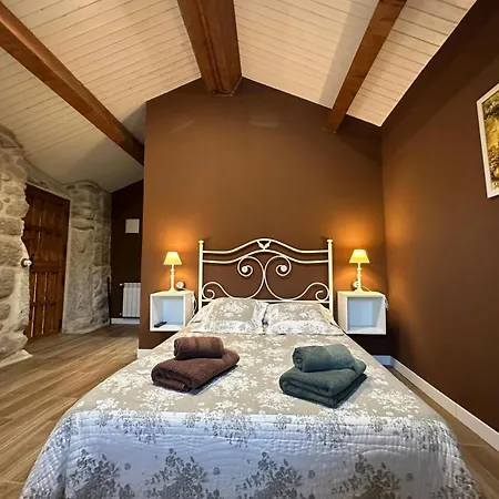 Casa Camu * Covelo (Pontevedra)