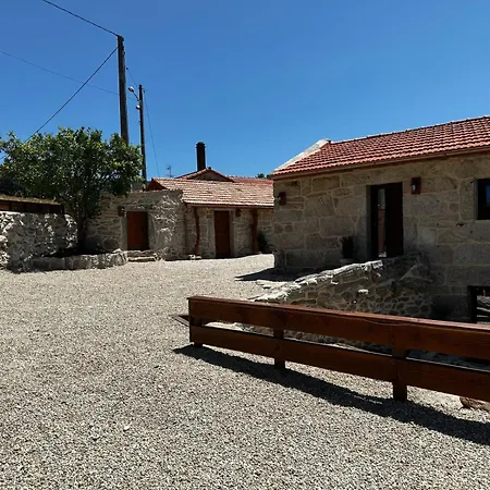 Casa Camu בית נופש Covelo (Pontevedra)